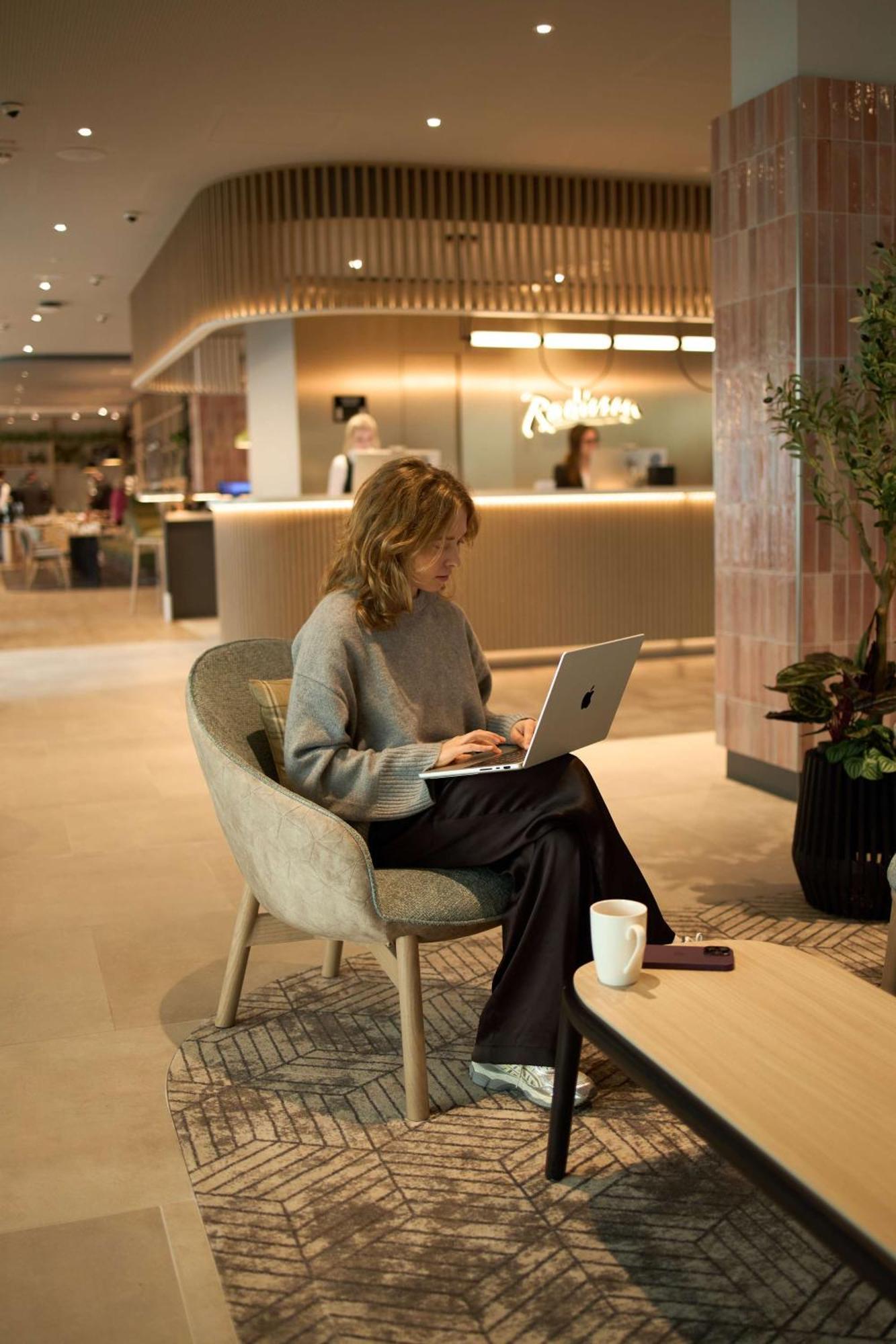 Radisson Hotel Lipsia Esterno foto